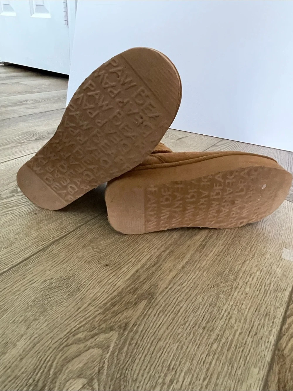 BearPaw Kids Suede-Look Shearling Ankle Slippers / boots - Chestnut